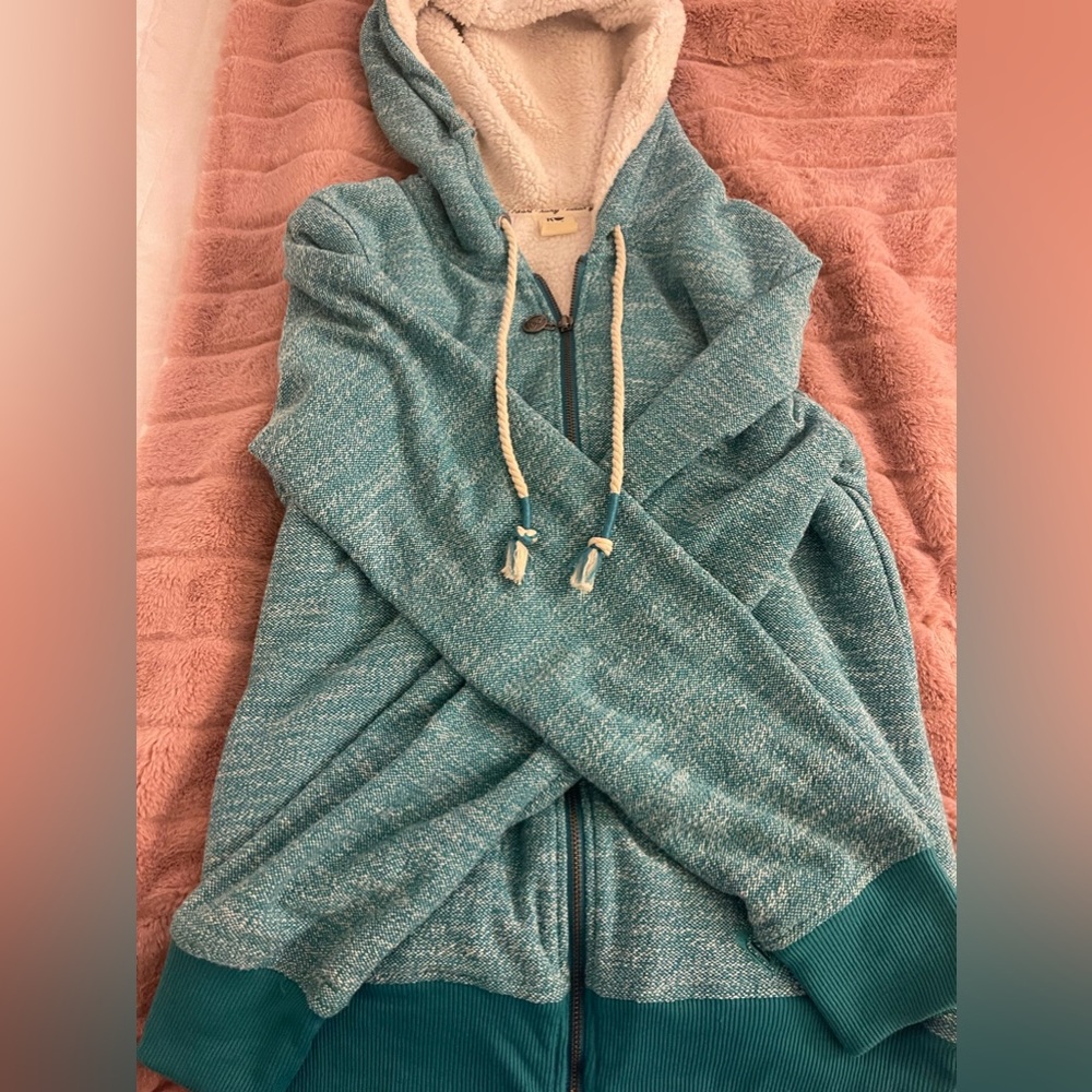 Roxy Zip Up